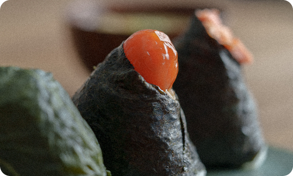 おにぎり三種類アップ